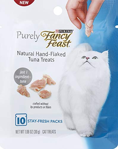 Purina Fancy Feast Purely Natural Hand-Flaked Tuna Cat Treats 1.06 Oz. Pouch