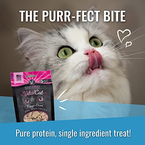 Vital Essentials Vital CAT Chicken Breast Freeze-Dried Cat Treats - All Natural Raw Treat - Made & Sourced in USA - Grain Free - 1 oz Resealable Pouch - 3 Pack