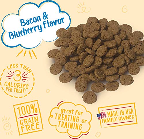 Charlee Bear Grain Free Bear Crunch Dog Treats 2 Flavor Variety Bundle: (2) Bacon & Blueberry Flavor and (2) Turkey, Sweet Potato & Cranberry Flavor, 8 Ounces Each (4 Pack)